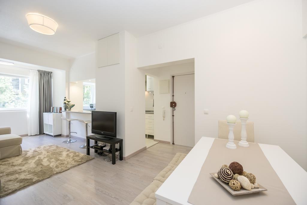 Lovely & Modern In The Center Lisbon Luaran gambar
